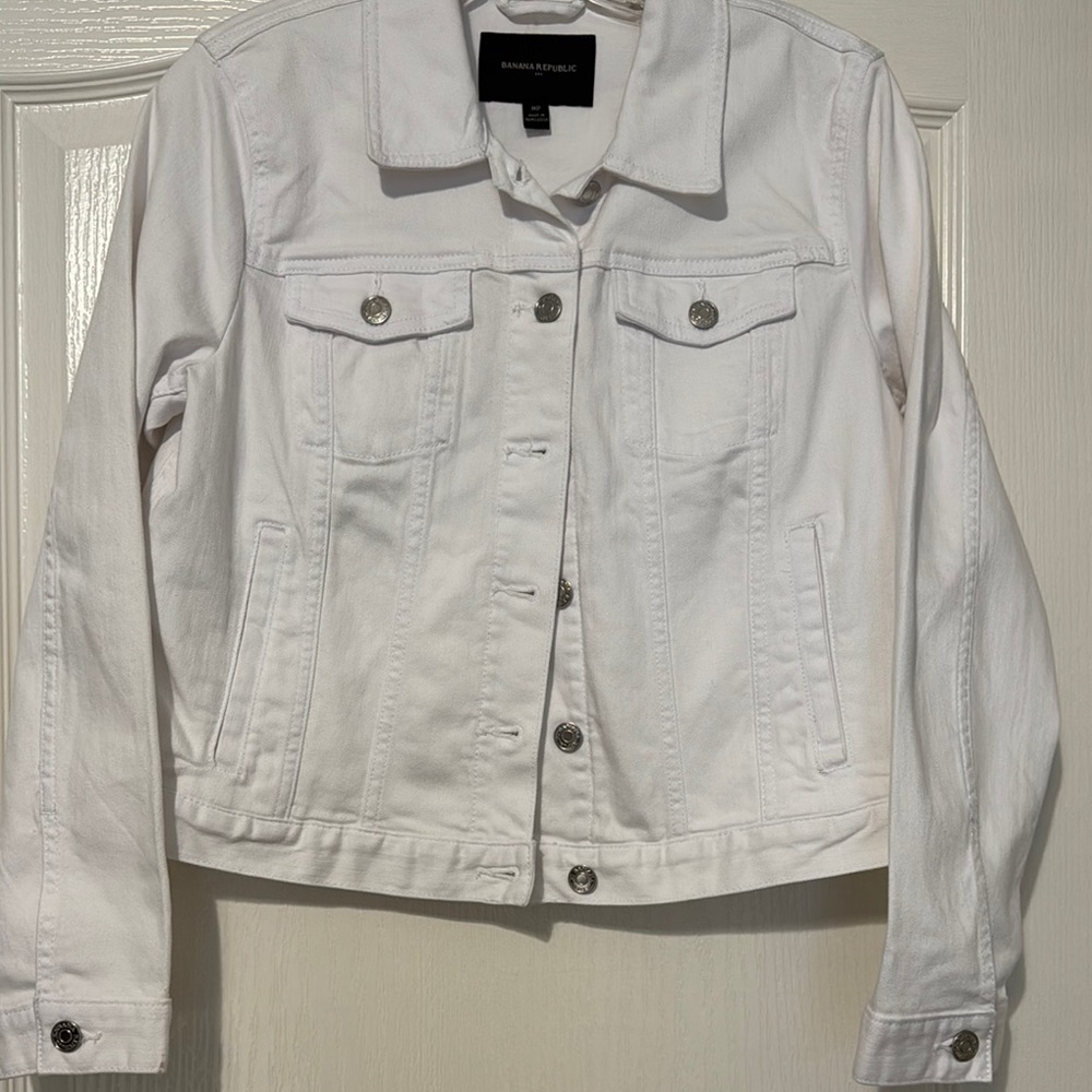 NWOT Banana Republic White Denim Jacket